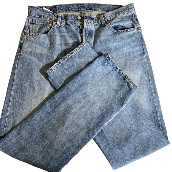 Levis 501 Jeans - Picture 3 of 9